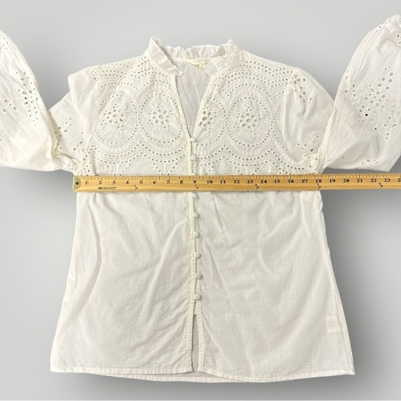 Adiva  Light Cream Eyelet Longsleeve Top Sz M - Picture 6 of 10